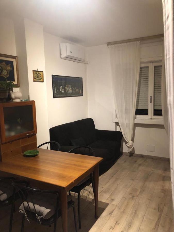 Monovano Elllen Grado Exterior photo